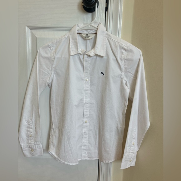 H&M Boys White Shirt Long SLeeve Button up. Size 9-10Y - Picture 1 of 4